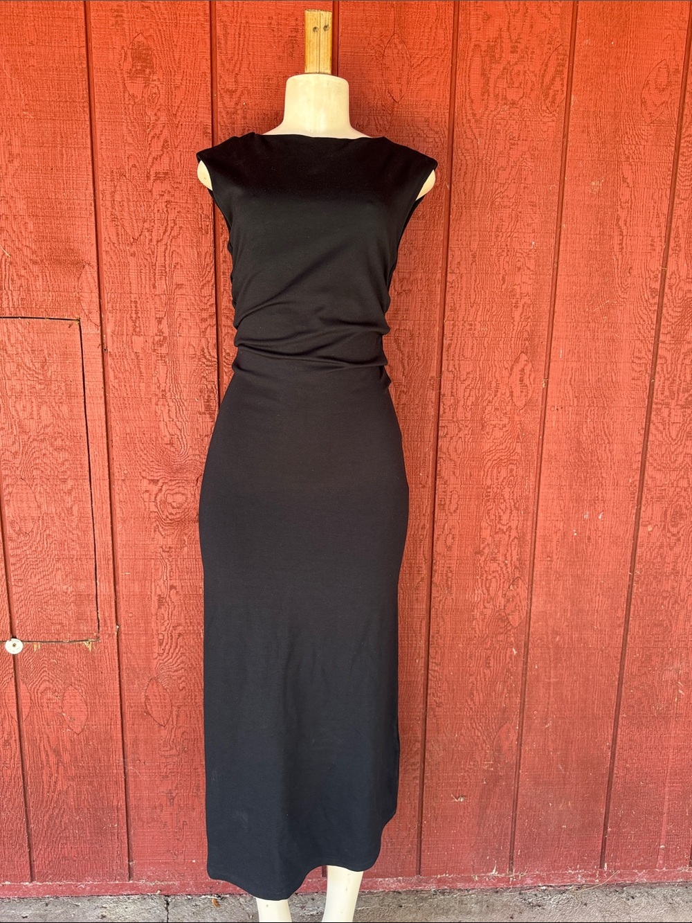 H&M Black Sleeveless Maxi Dress